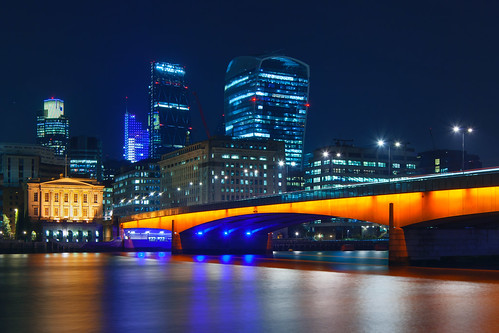London - London Bridge into The City