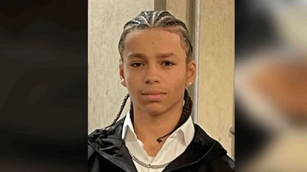 Tragic Stabbing: Two Teenagers Arrested Following Death of 17-Year-Old in London