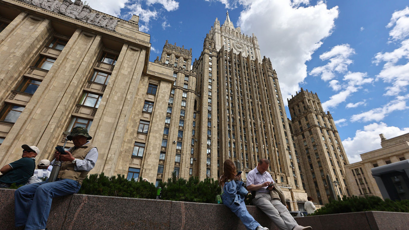 Russia Reacts Strongly to Potential German Supply of Taurus Missiles to Ukraine
