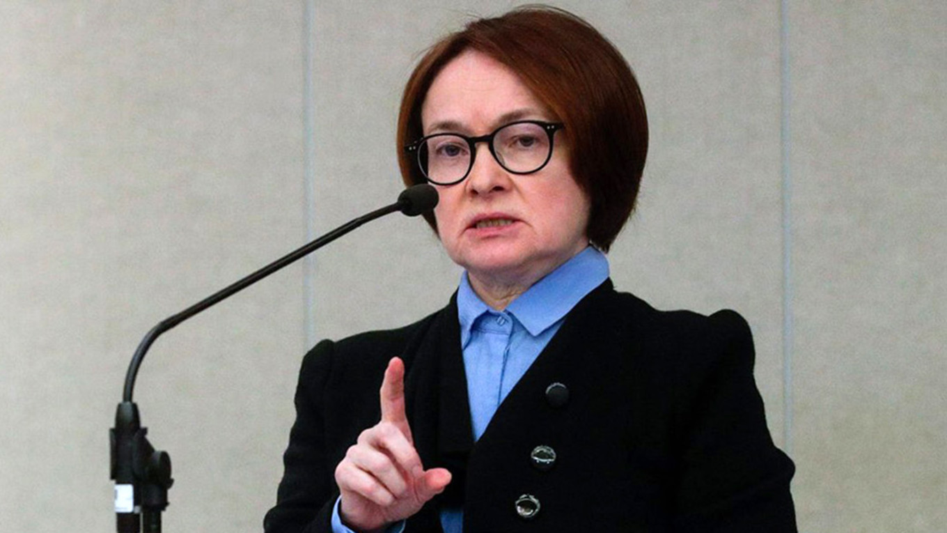 Russian Central Bank Stands Firm on Key Rate Amid Economic Concerns and Inflation Pressures