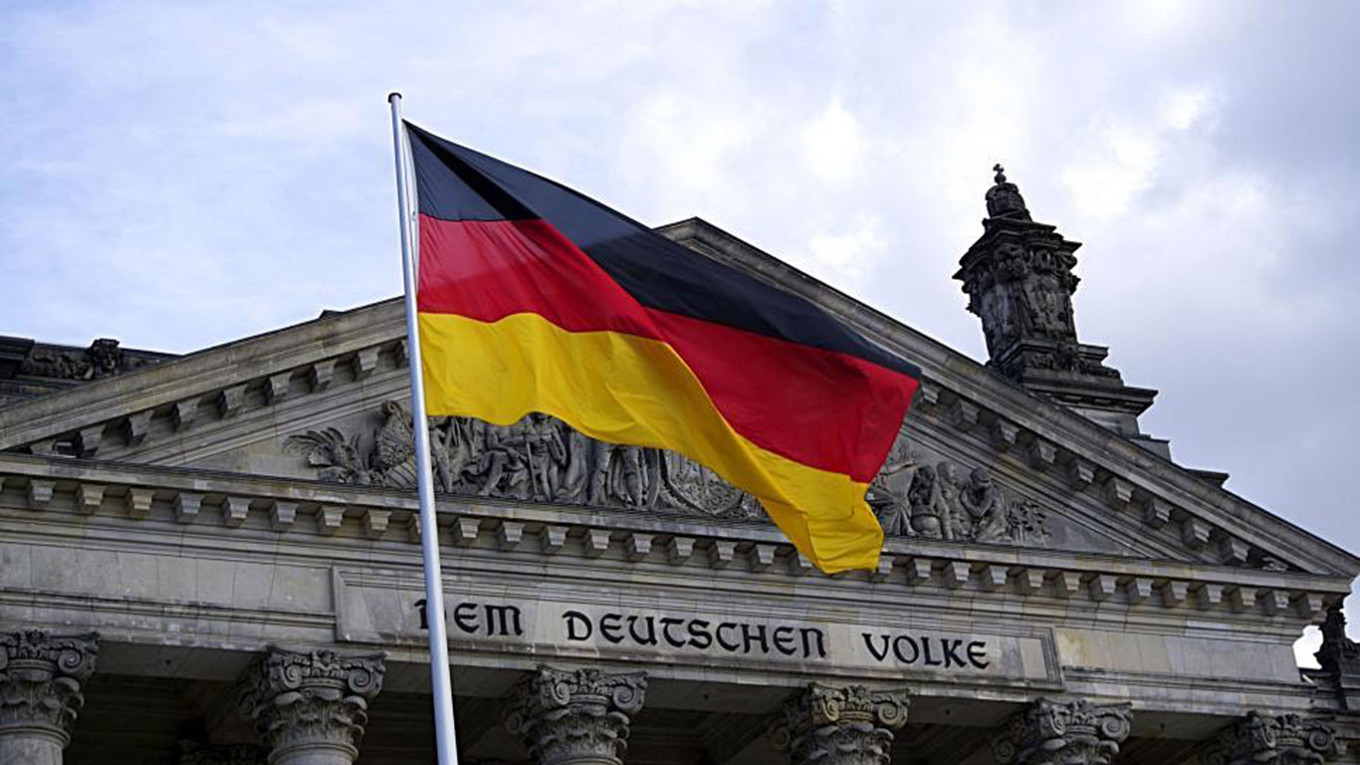 Germany Turns Away Most Asylum Applications from Russian Men Facing Draft Amid Ukraine Conflict