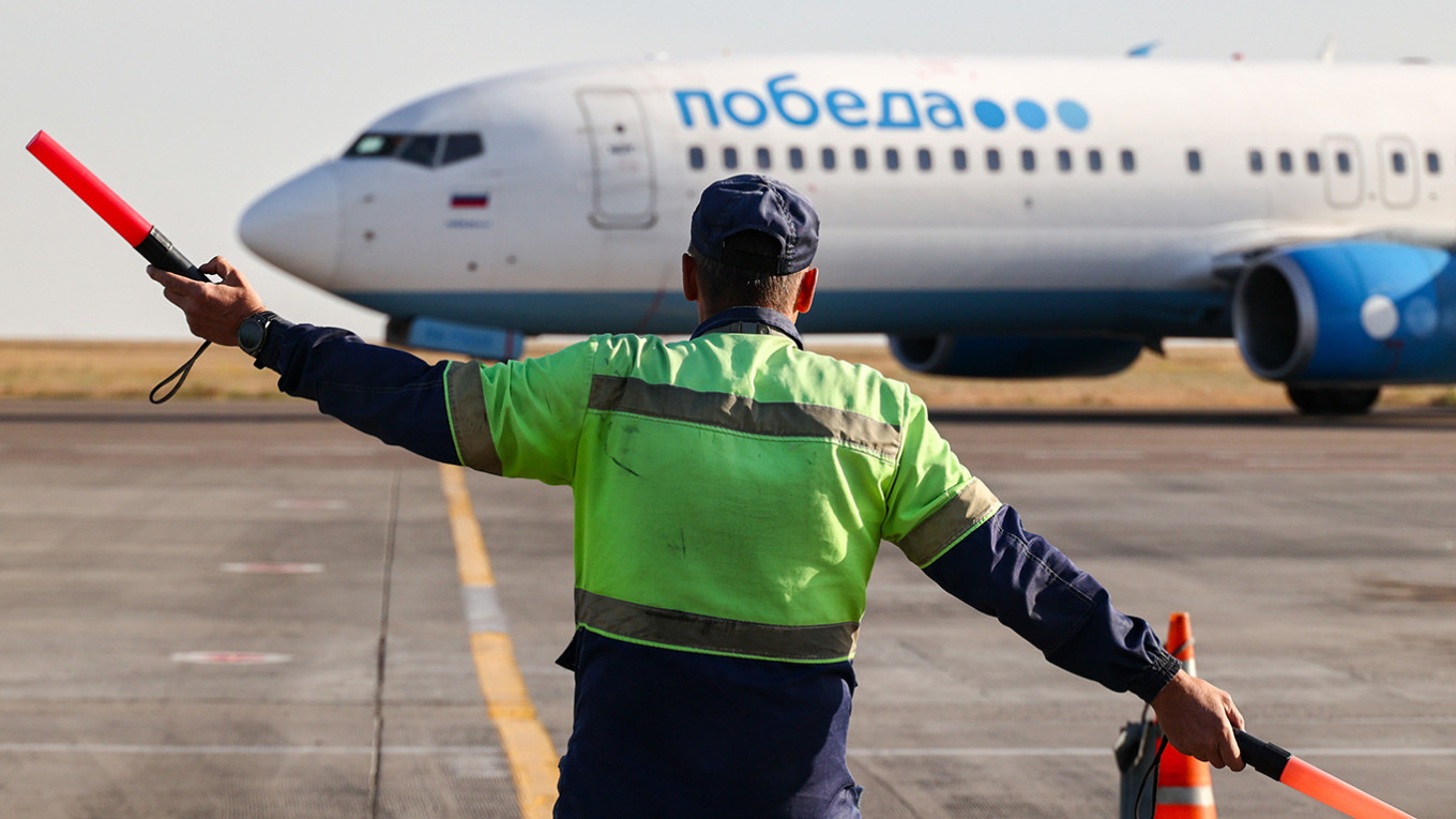 Poland Blocks Export of Boeing Tires to Russia Amid Ongoing Sanctions