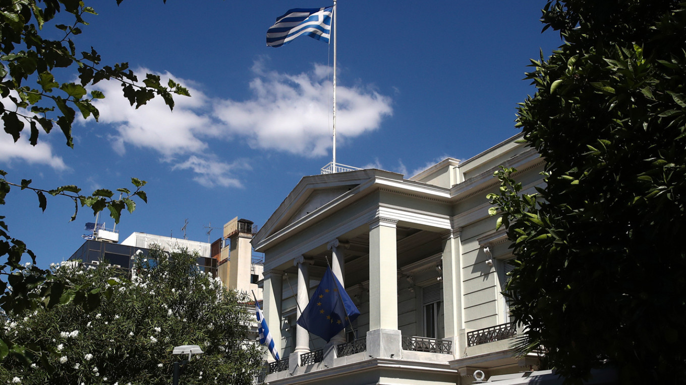 Greek Man Arrested for Allegedly Spying on Military Operations for Russia