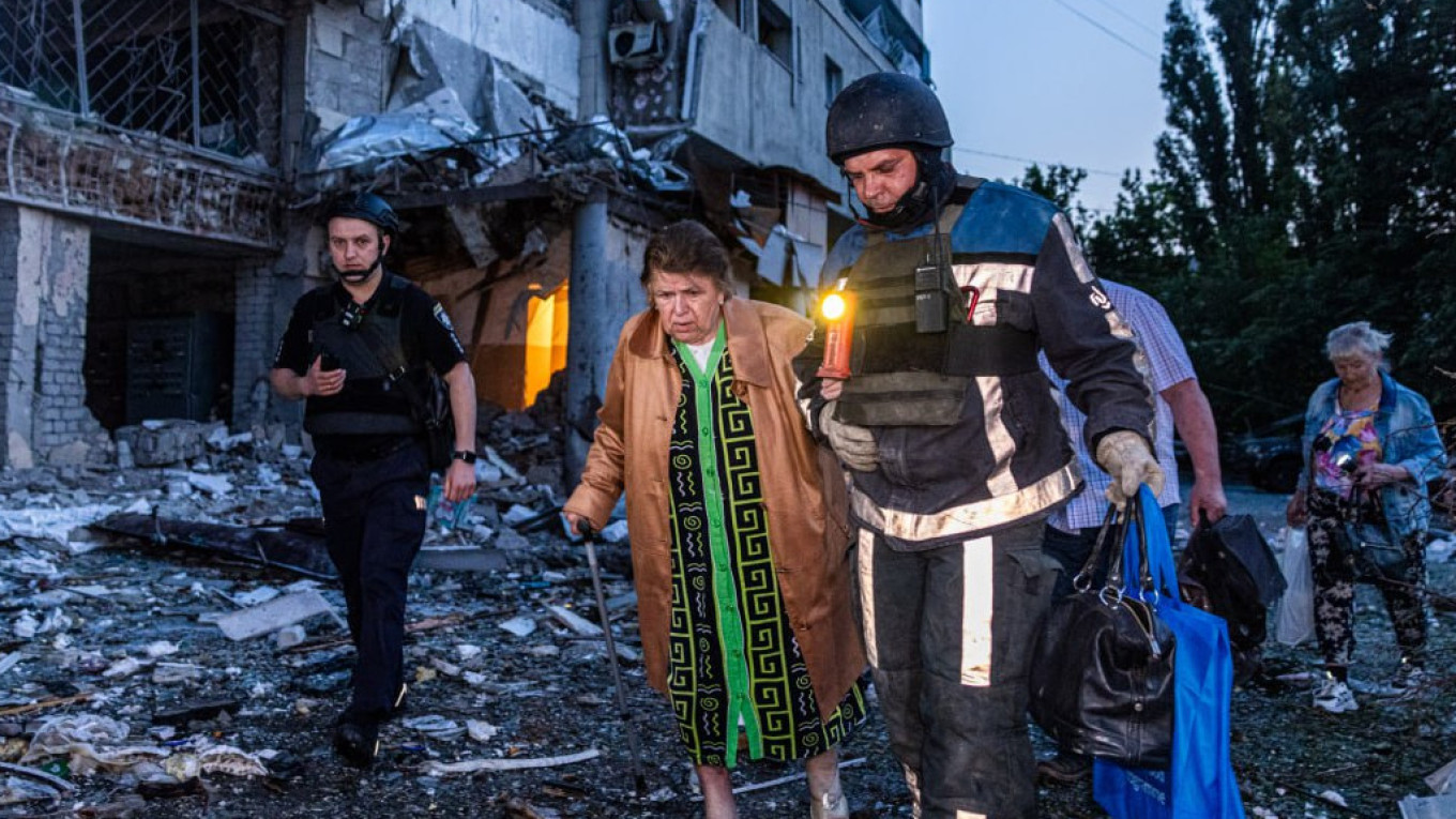 Russian Drone Attacks on Kharkiv Leave 14 Injured, Including Four Young Children