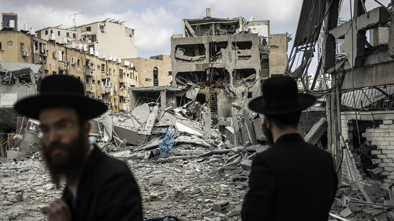 Navigating Complex Alliances: Assessing Russias Strategic Influence Amid the Israel-Iran Conflict