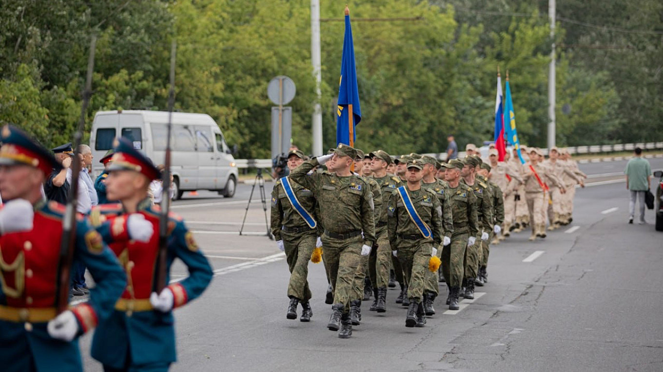 Russia Aims to Boost Military Presence in Transnistria by 10,000 Troops, Warns Moldovan PM