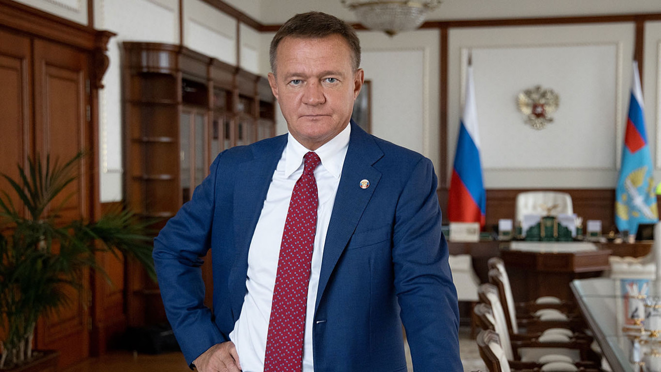 Tragic End of Roman Starovoit: The Ex-Transportation Minister’s Death Raises Alarms in Russian Politics
