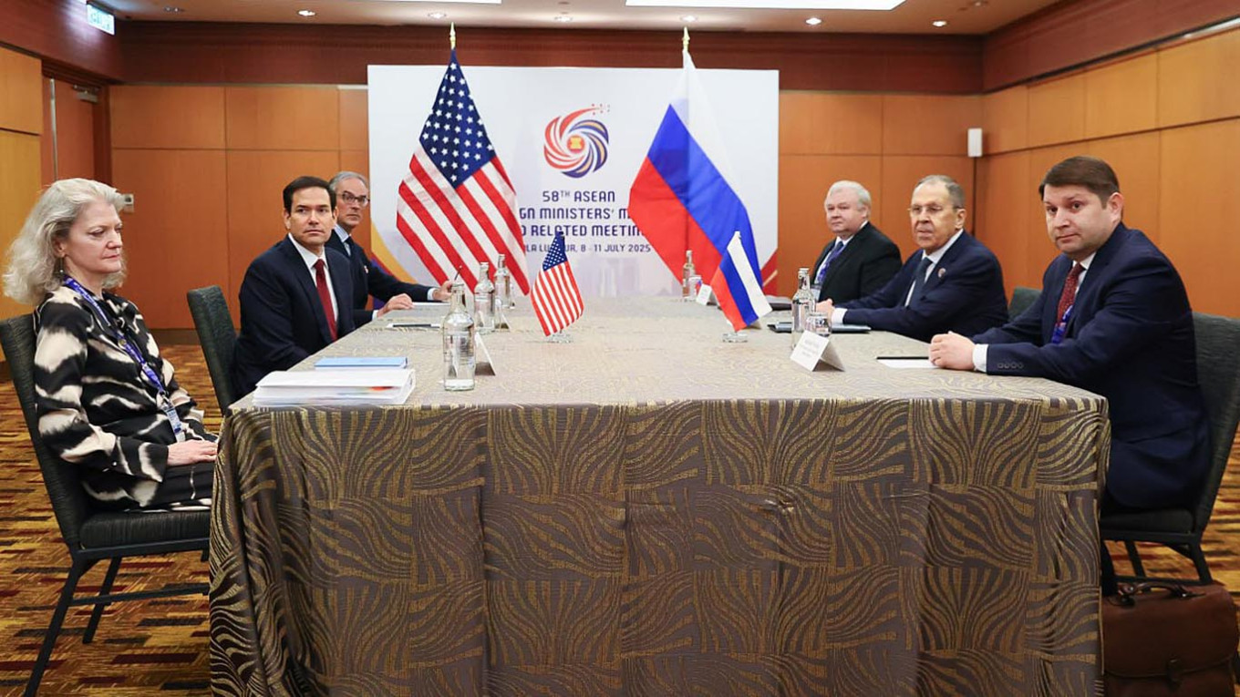 Diplomatic Dialogue: Rubio and Lavrov Discuss New Ideas for Ukraine Amid Renewed Violence