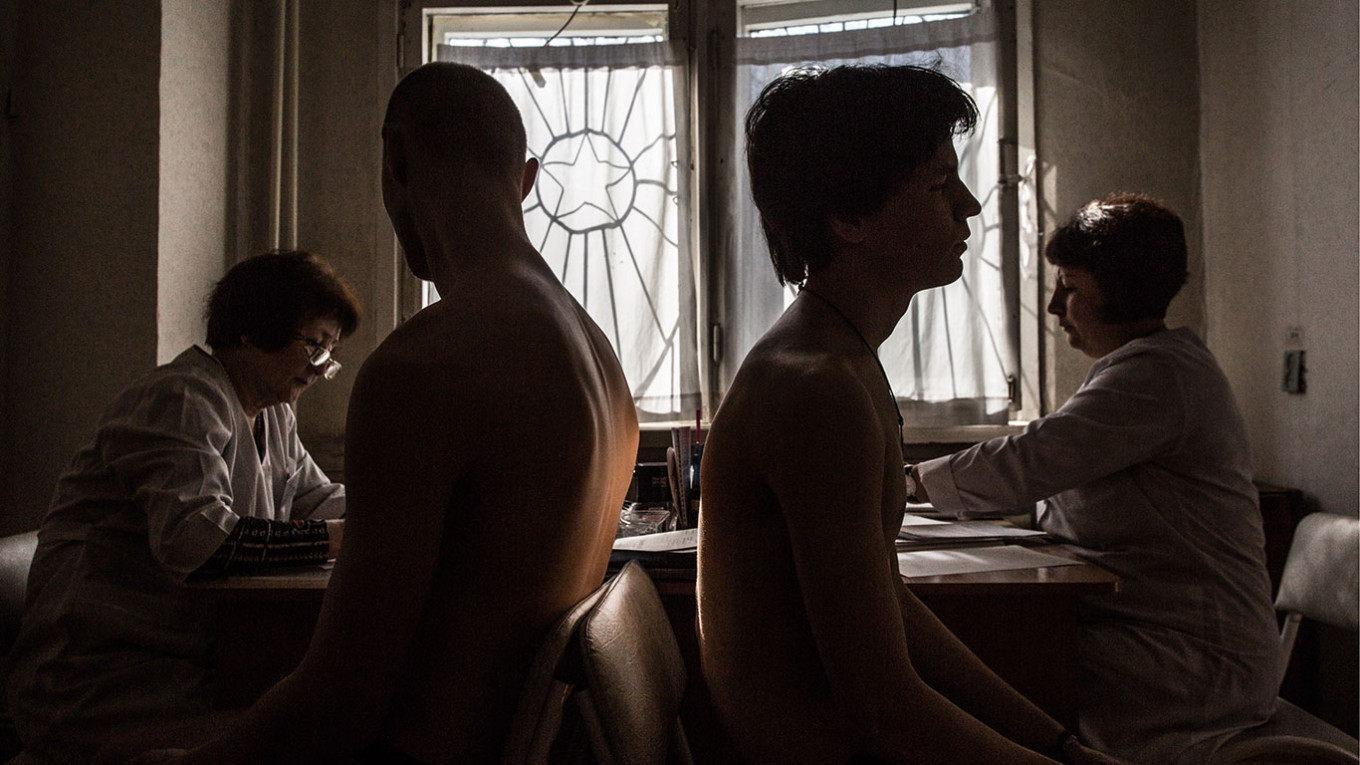 Russia Revamps Military Exemption Criteria as Draft Numbers Surge