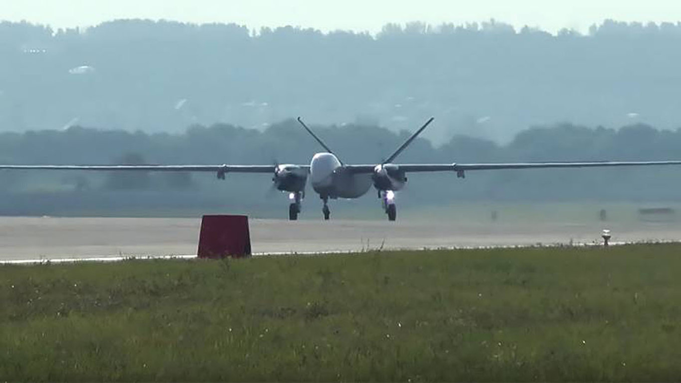 Malfunctioning Military Drone Crash-Lands in Tatarstan Dacha, Sparks Investigation