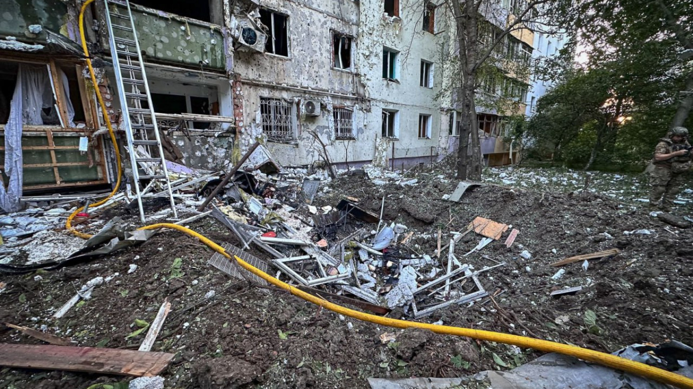 Ukraine Reports Four Fatalities in Overnight Assault of Over 600 Russian Drones and Missiles