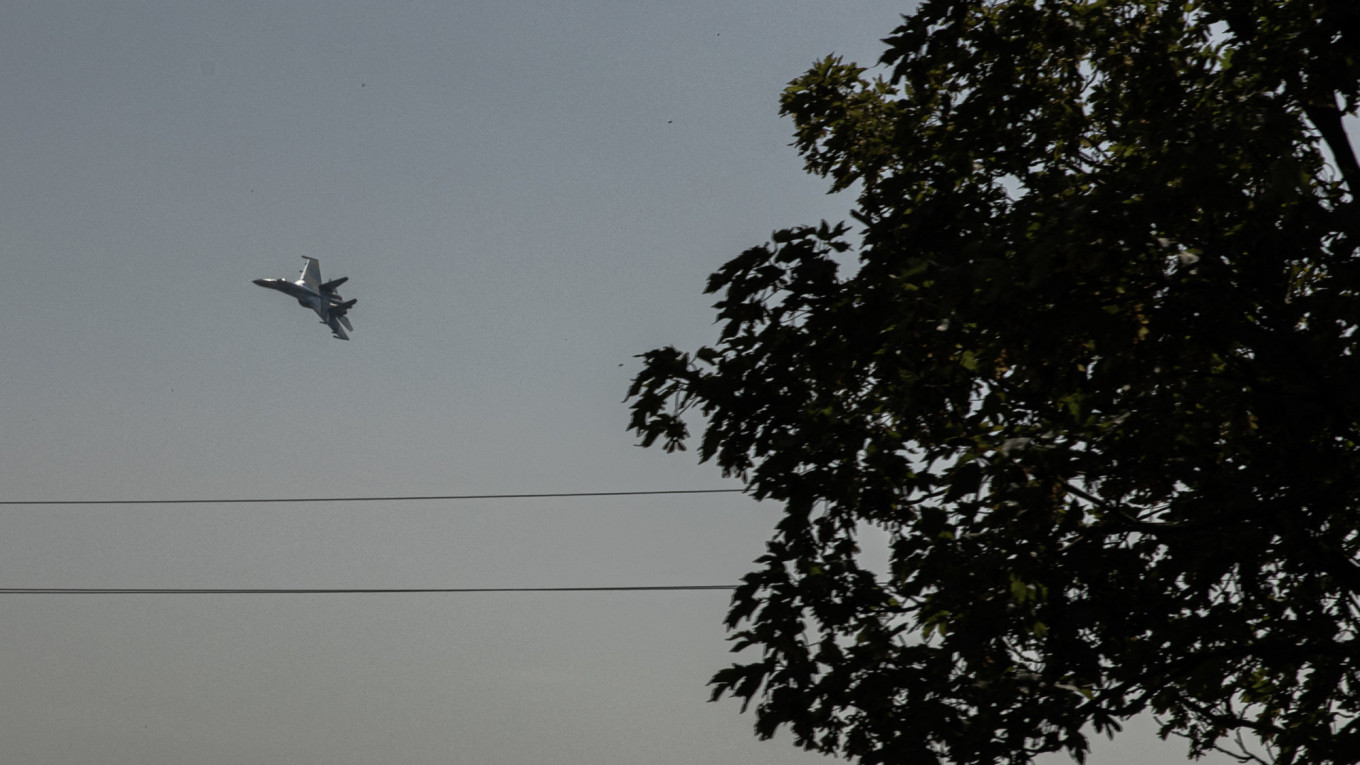 Russia Secures New Territory in Donetsk Region as Conflict Escalates