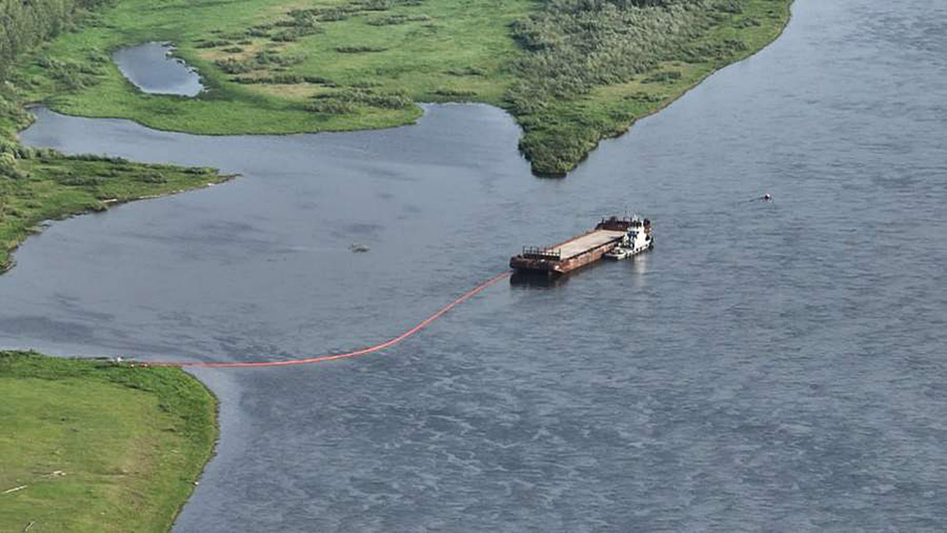 Massive Diesel Spill in Yenisei River Strikes Krasnoyarsk Region with $15 Million Environmental Impact