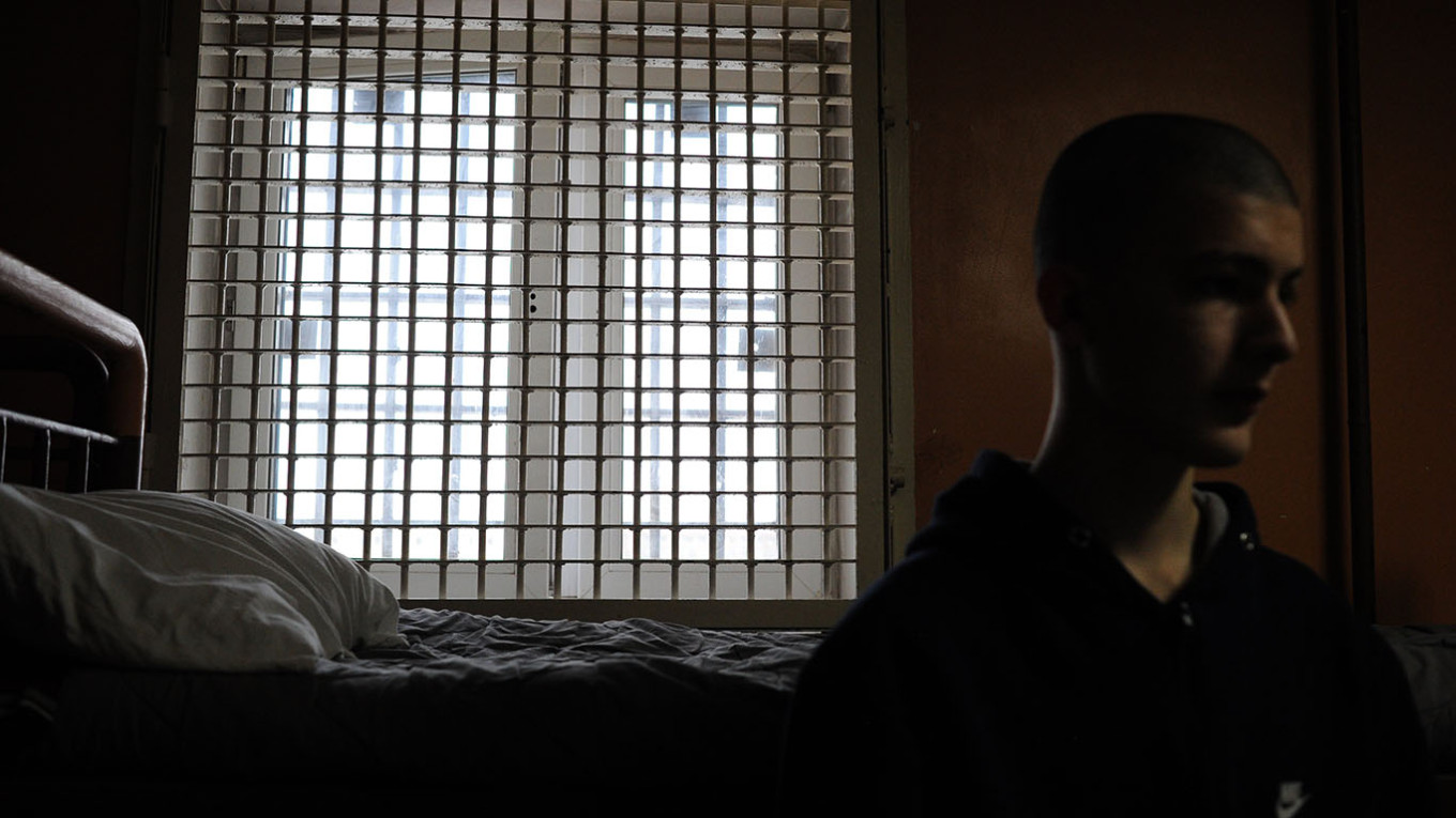Restrictive Measures: Russian Prisons Crack Down on Foreign Literature Access for Inmates