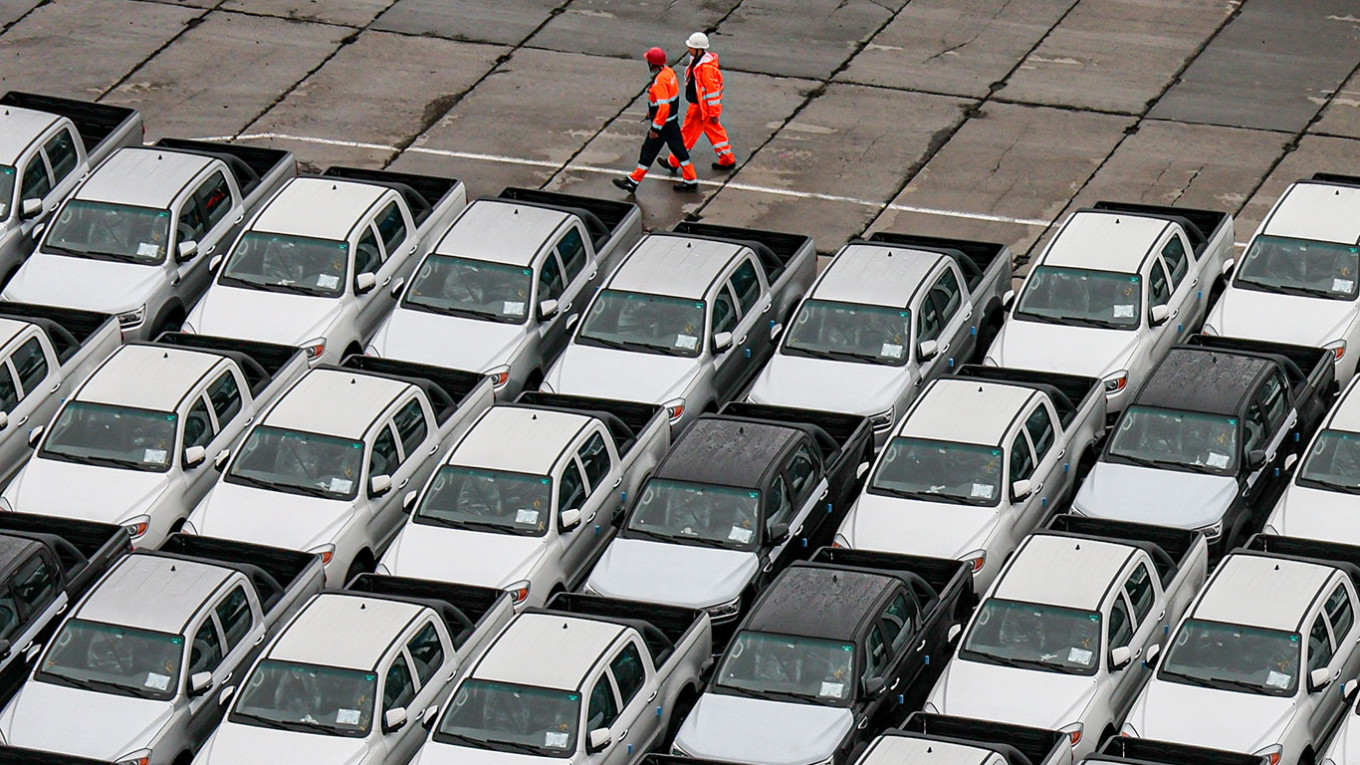 Foreign Automakers Cut Back on Model Introductions in Russia Amid Market Decline