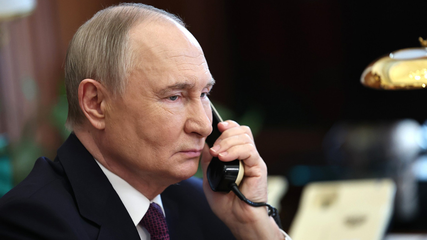 Putin Engages Global Allies on Insights from Alaska Meeting with Trump