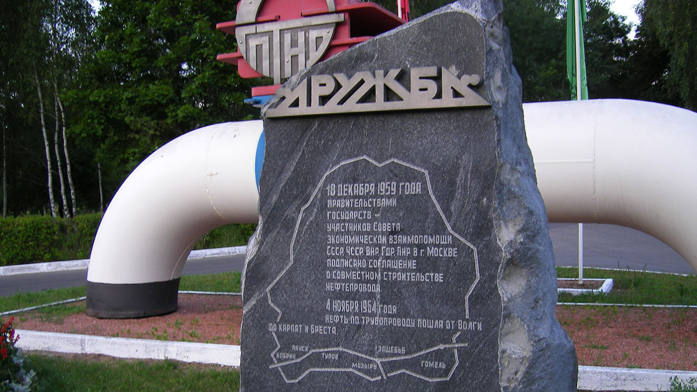 Russian Oil Supply Resumes to Hungary and Slovakia Following Ukrainian Drone Strike Recovery