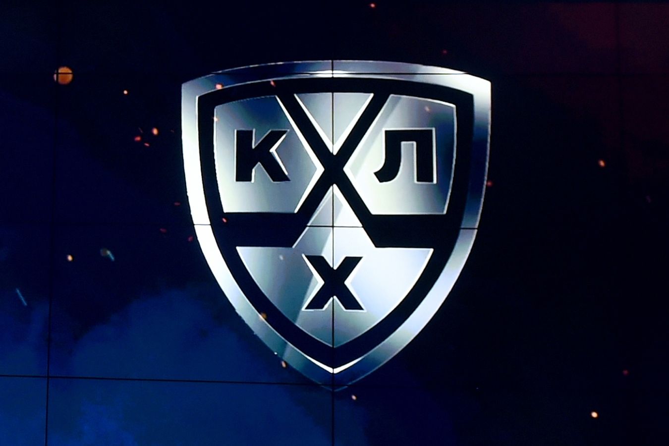 Live Coverage of KHL Clash: Avangard Faces Salavat Yulaev Today at 16:30 MSK