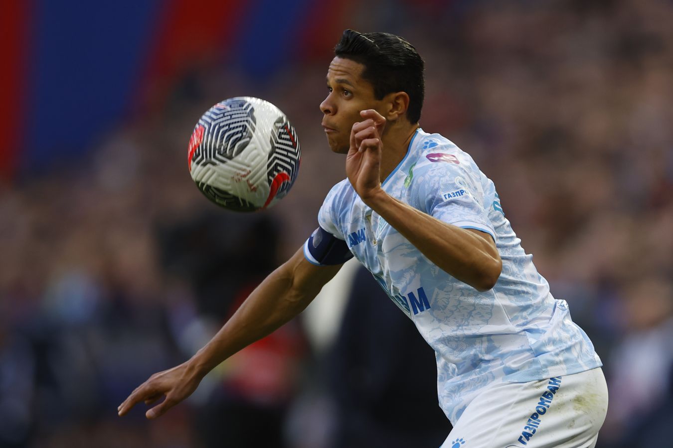 Captain Santos Reflects on Pressure Ahead of Match Against Krasnodar