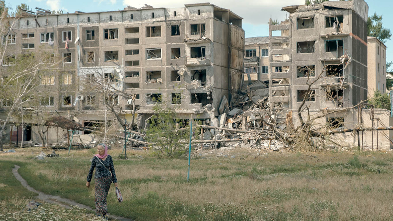 Against All Odds: Ukrainian Soldiers Fortify Their Resolve in the Donbas