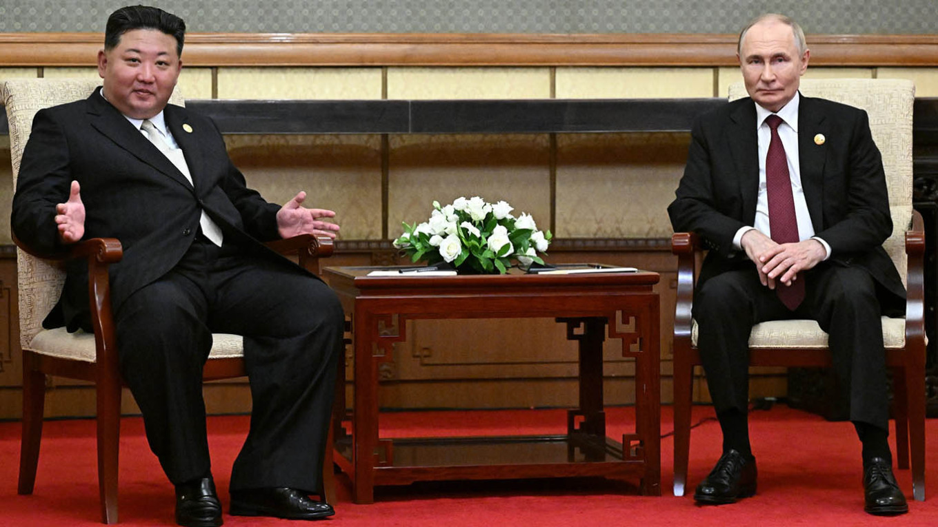 Putin and Kim Join Forces: A New Era of Cooperation Following Beijings Military Spectacle