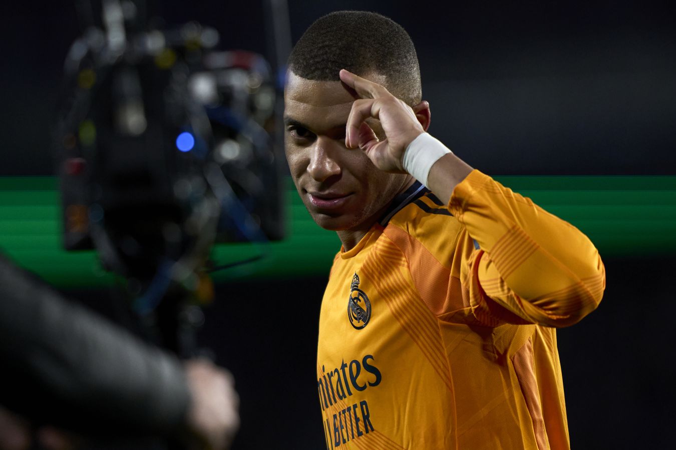 Kylian Mbappe Endorses Dembele for the Ballon dOr, Calls for Personal Delivery