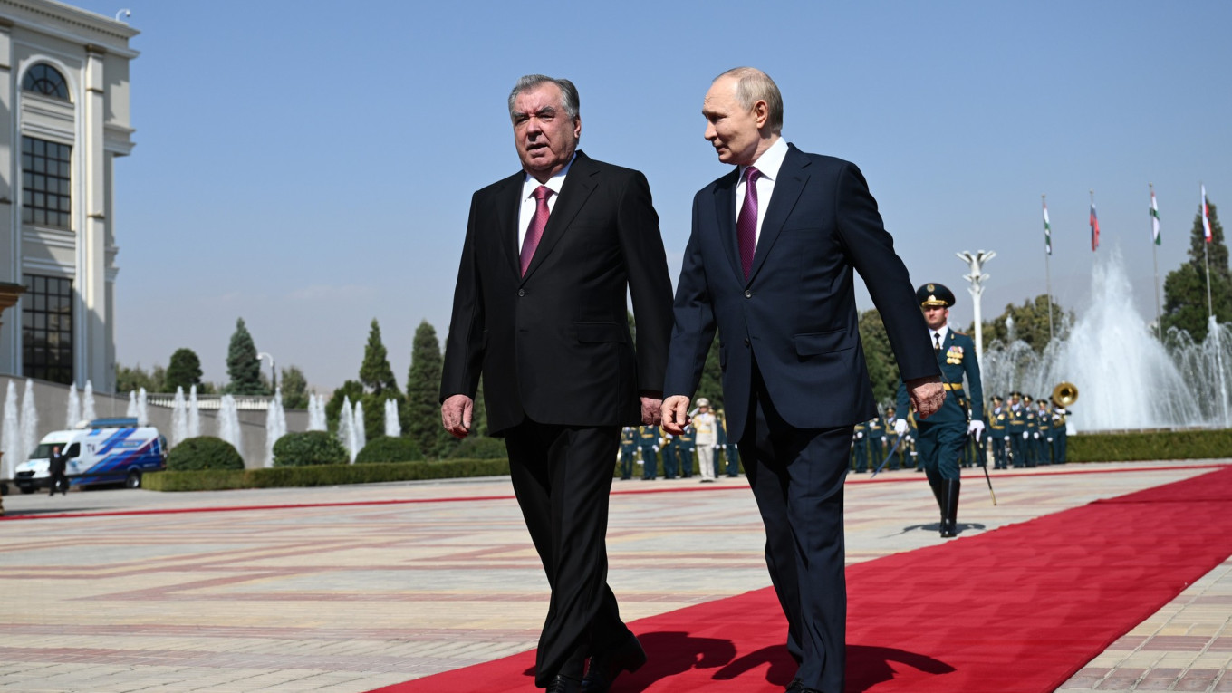 Putins Visit to Tajikistan: Russias Strategic Maneuvering Amidst Growing Challenges in Central Asia