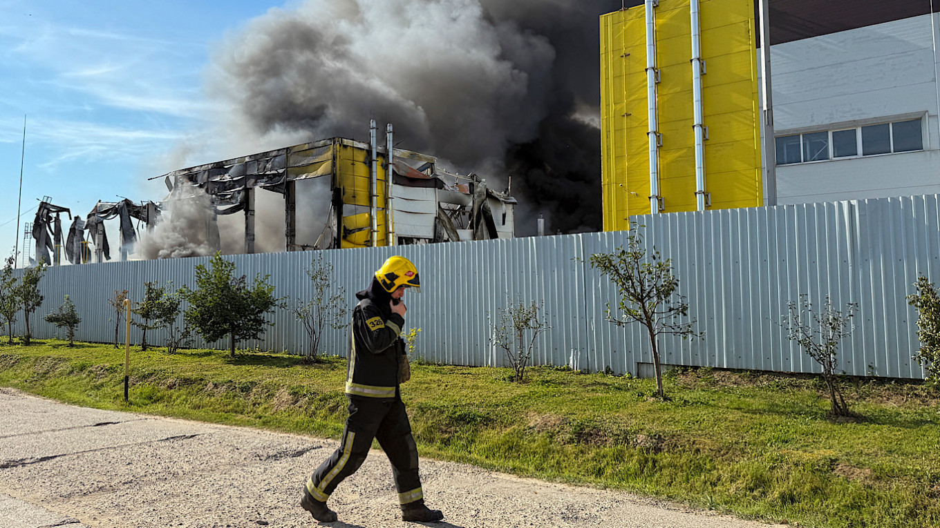 Belgorod Struck Again: Ukrainian Rocket Attack Claims Two Lives Amid Ongoing Drone Assaults