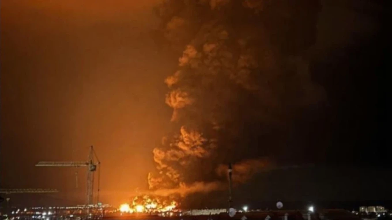 Ukrainian Drones Ignite Second Major Fire at Crimean Oil Depot in a Week