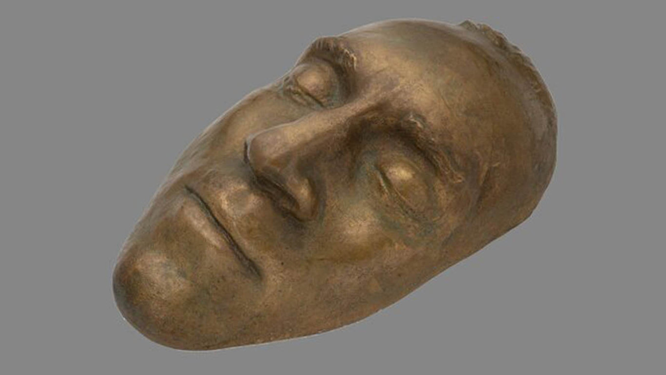 Vysotskys Death Mask: A Unique Bronze Treasure Hits the Auction Block in Monaco