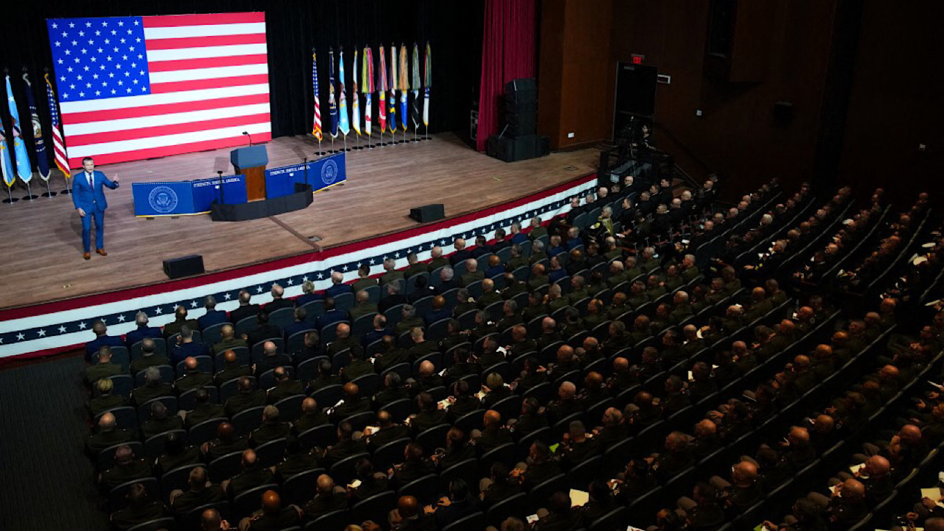 Kremlin Embraces Hegseths Call to Strengthen Military While Pursuing Peace Initiatives