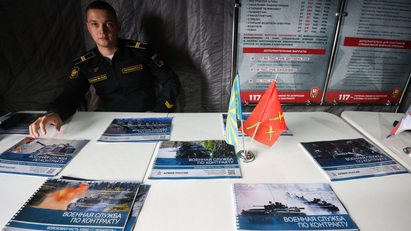 Regions in Retreat: Decreased Military Incentives Signal Shift in Russian Recruitment Strategies