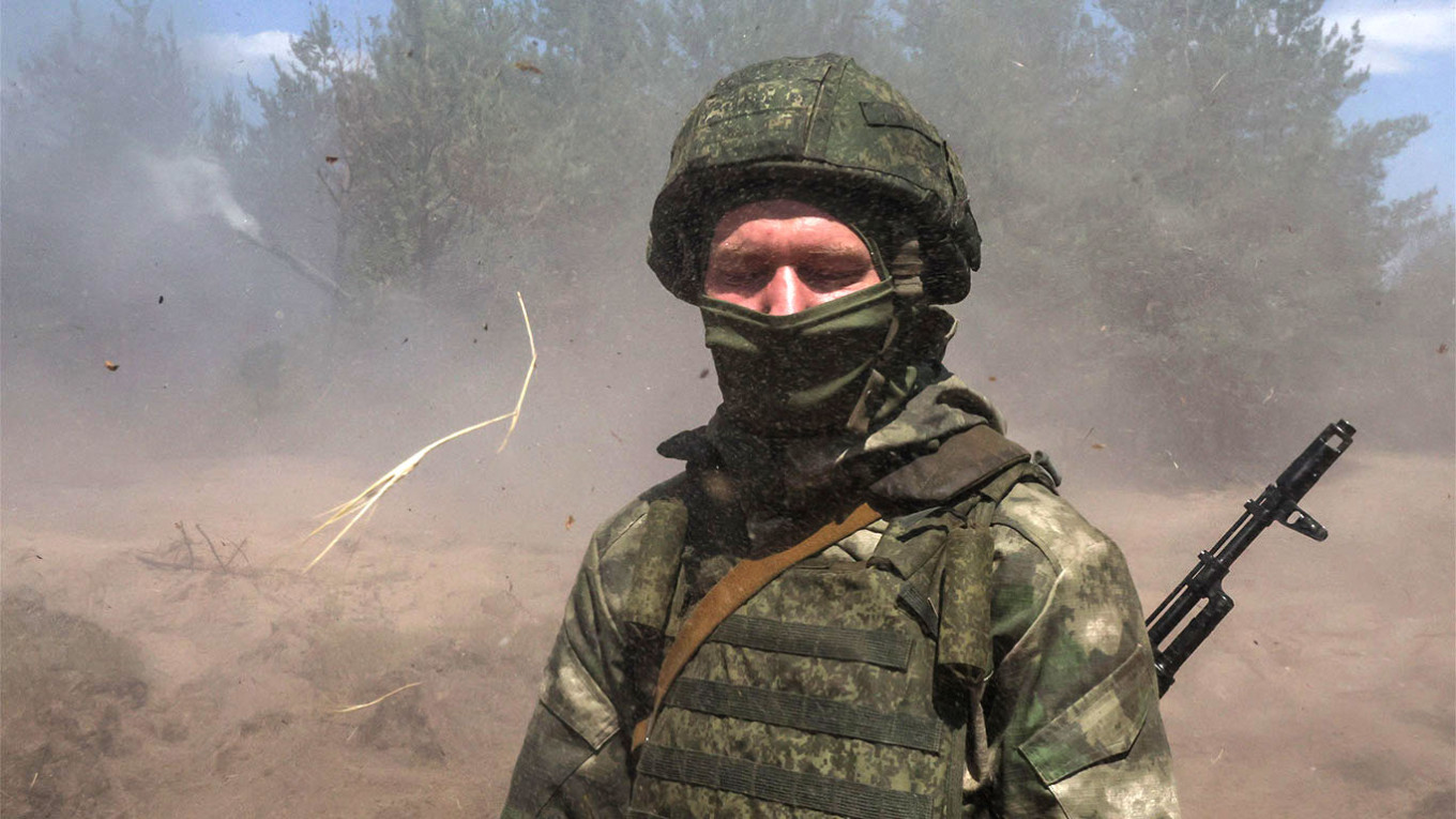 Russian Soldiers Battle Mental Health Crisis Amidst Ongoing Conflict in Ukraine