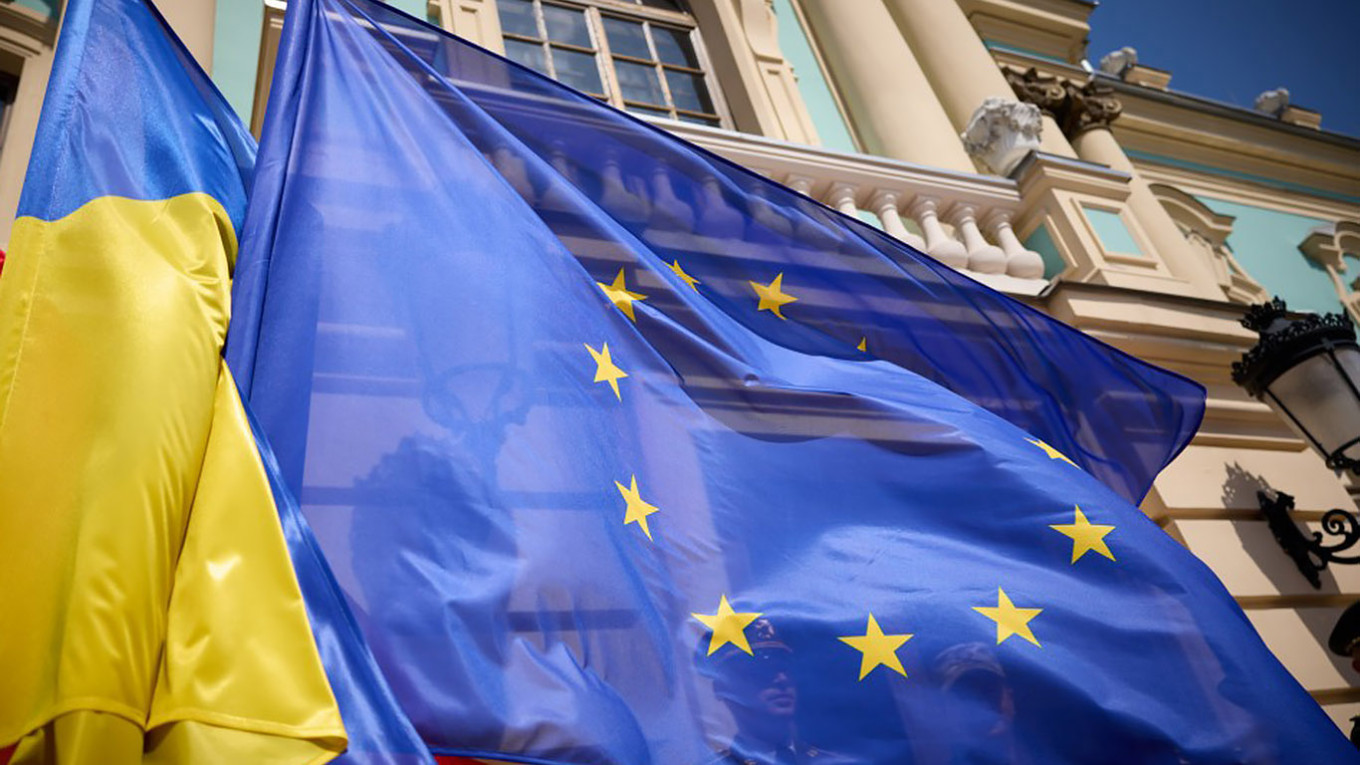 EU Intensifies Sanctions to Weaken Russian Military Financing Amid Ongoing Ukraine Conflict