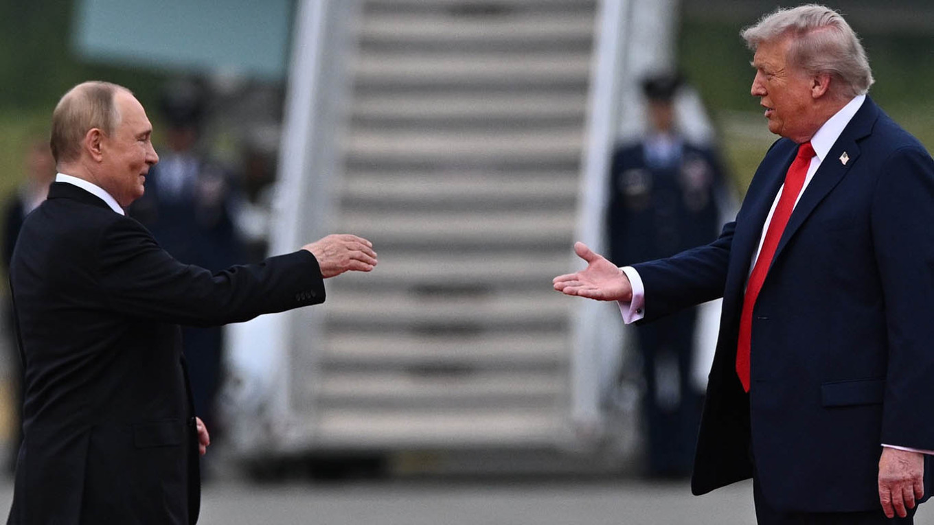 Europe and Western Media Blamed for Stalling Putin-Trump Summit Preparations