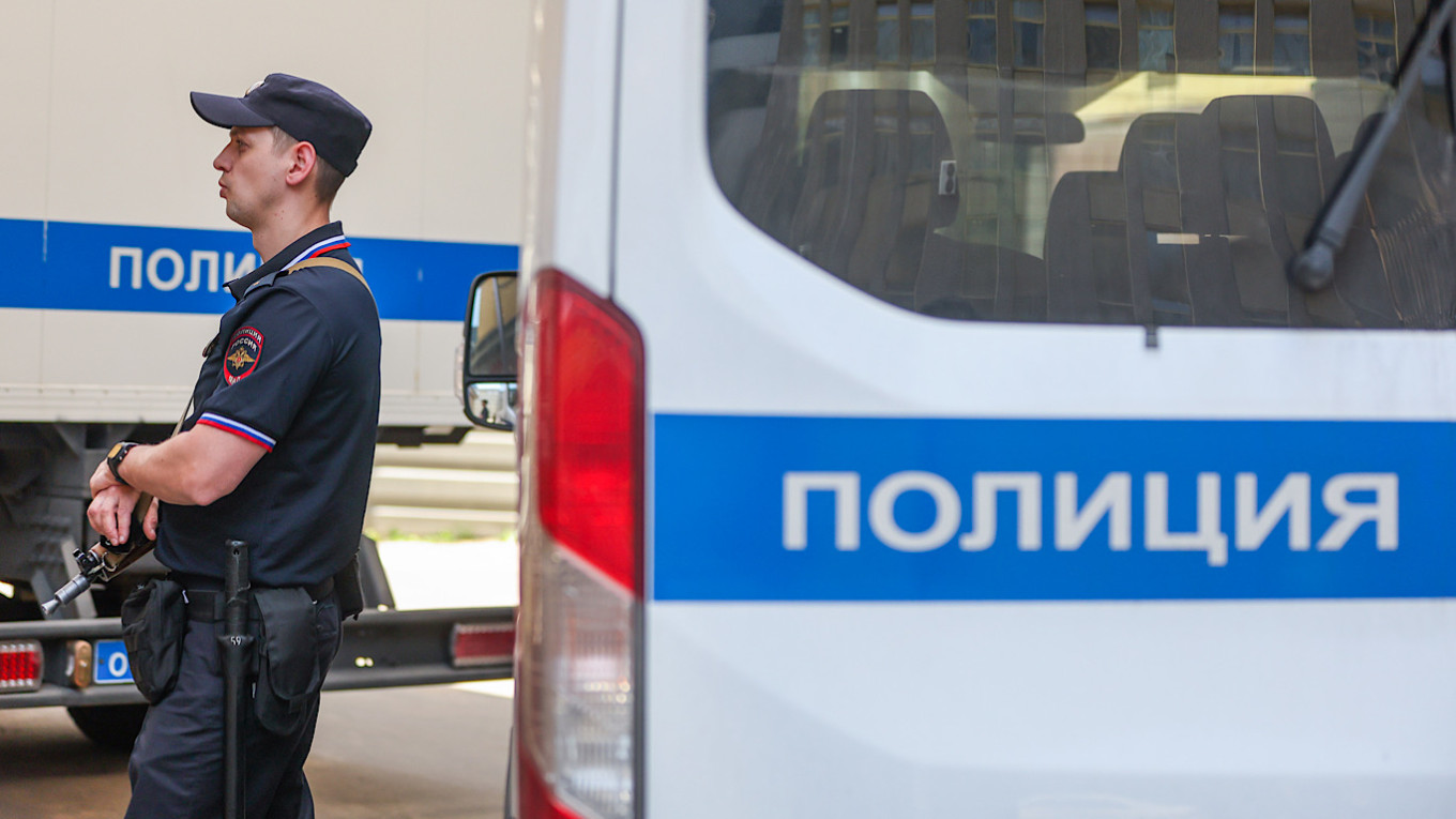 Moscow Businessman Linked to 2004 Murder of Ex-Government Official After Arrest in Organized Crime Investigation