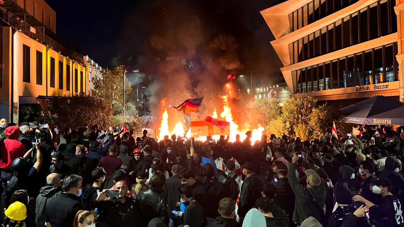 Chaos Erupts in Georgia After Ruling Party Dominates Local Elections Amid Massive Protests