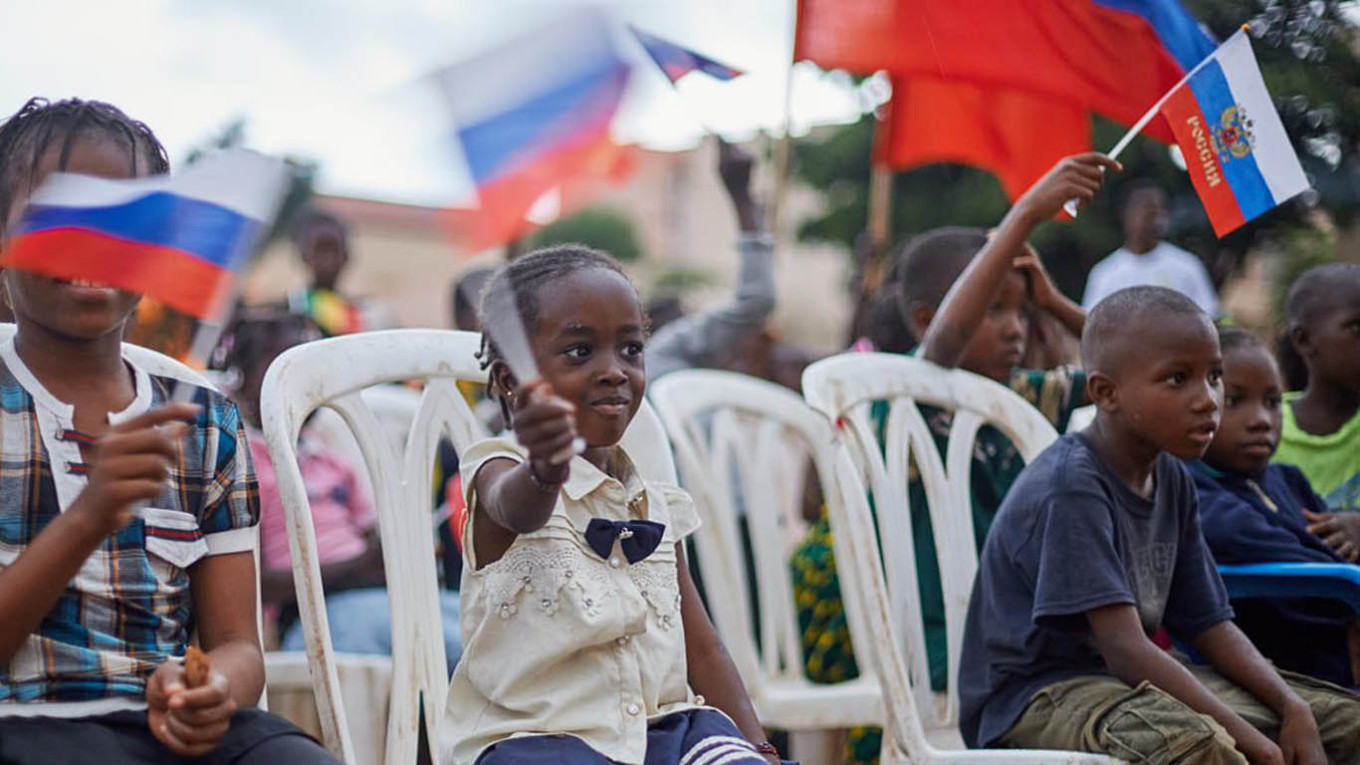 Moscows Cultural Diplomacy: Expanding Influence Through Russian Houses in Africa