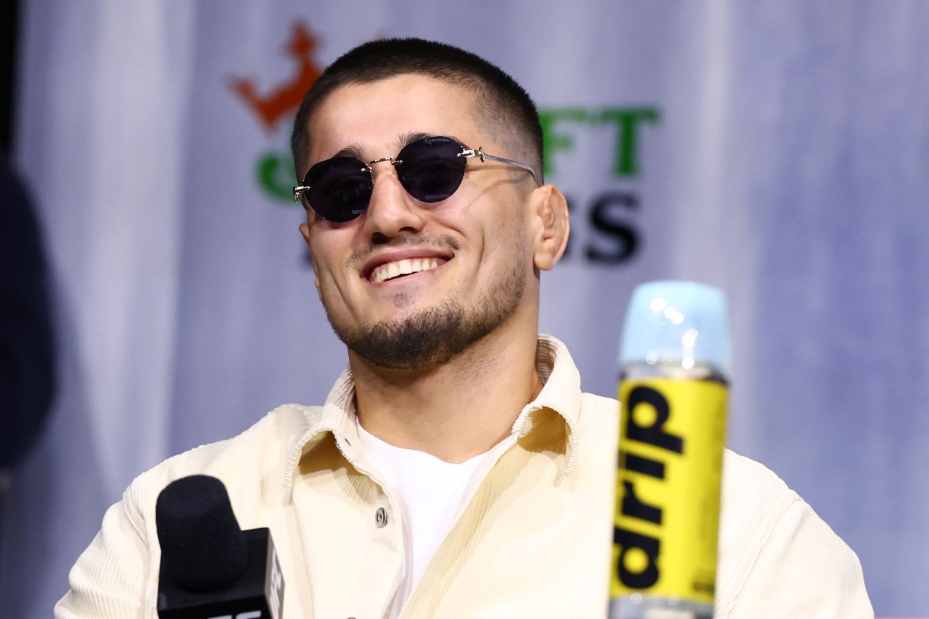 Susurkaev Aims to Break Jones and Silvas Title Defense Records in UFC