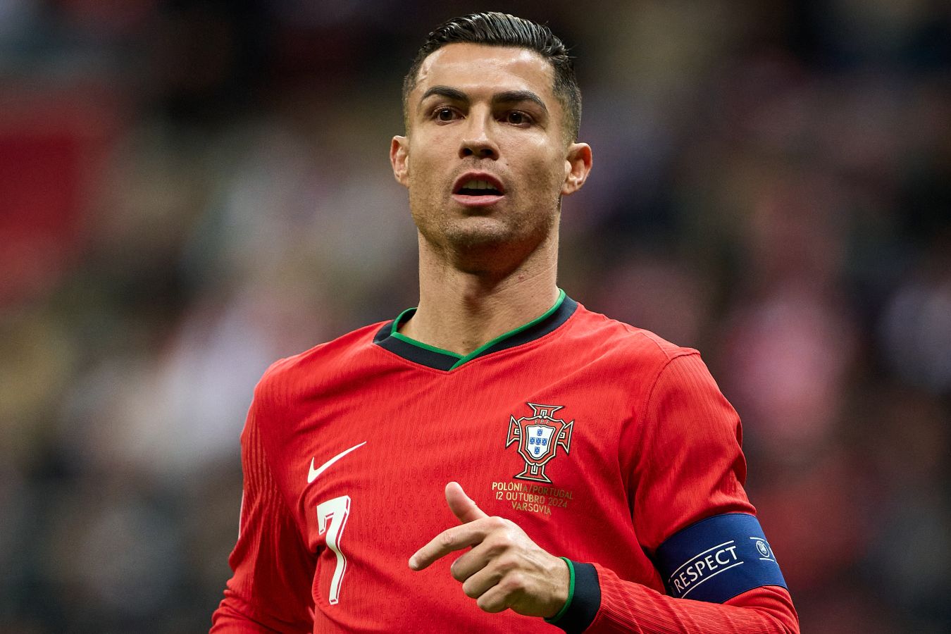 Ronaldo Anticipates Irish Whistles: A Chance to Alleviate Pressure on Teammates