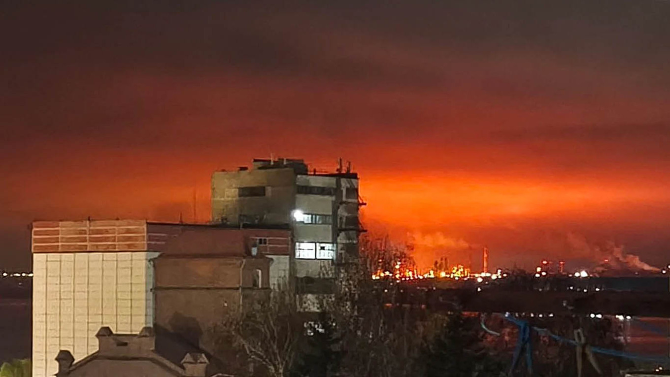 Ukrainian Drones Target Key Oil Refinery in Saratov Amid Ongoing Conflict