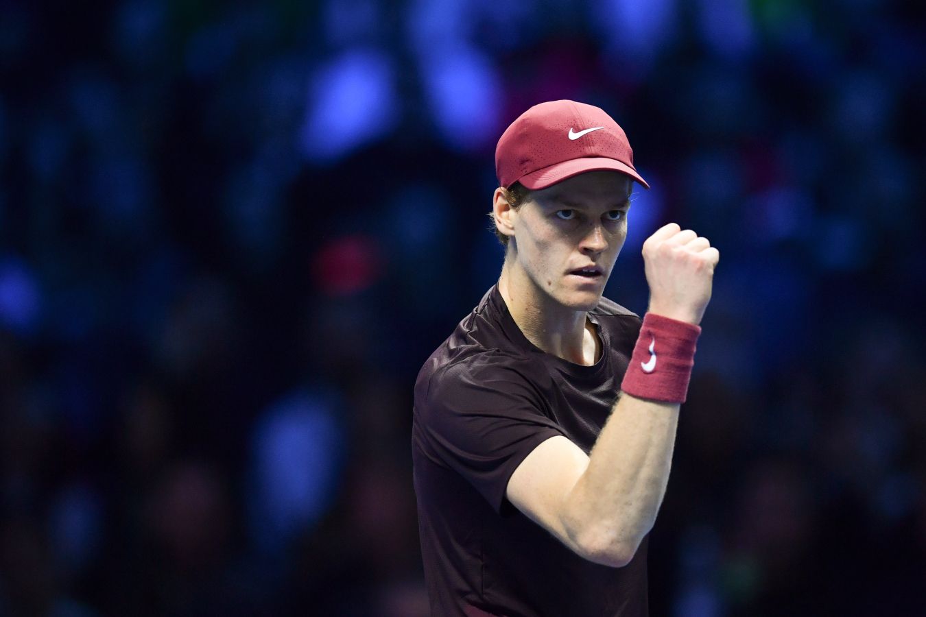 Sinner Advances to ATP Finals 2025, Defeating De Minaur in Semifinals