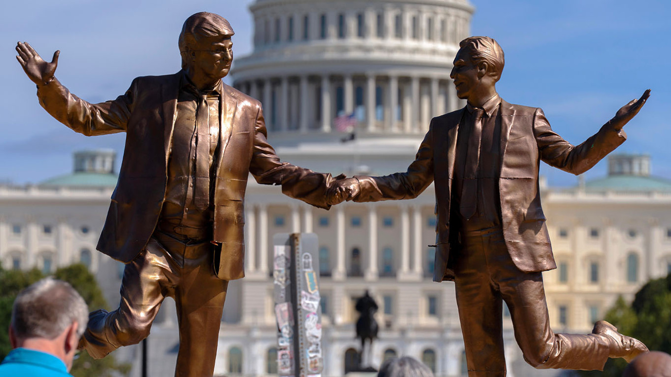 Newly Released Emails Uncover Epsteins Attempt to Connect with Lavrov about Trump