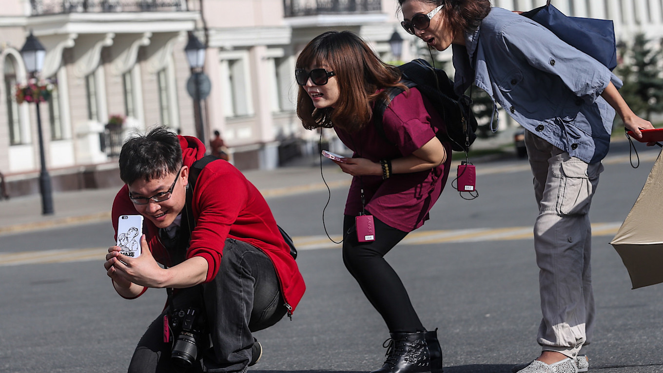 Putin Announces Visa-Free Travel for Chinese Citizens to Russia