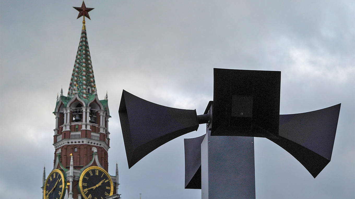 Muted Responses: Russian Media Downplays U.S. Efforts for Ukraine Peace Talks