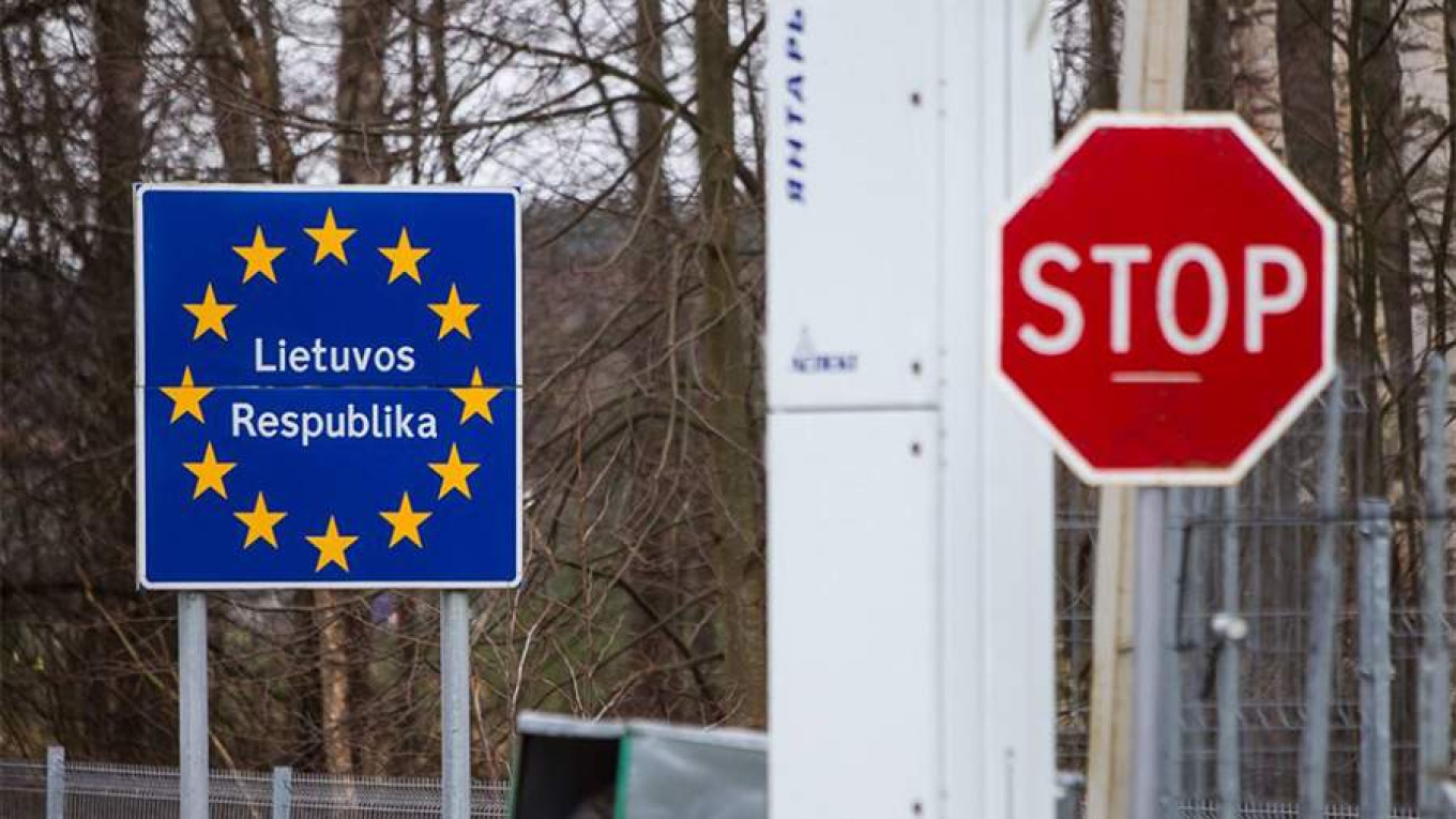 Border Closure Traps 2,000 Trucks in Belarus Amid Rising Tensions