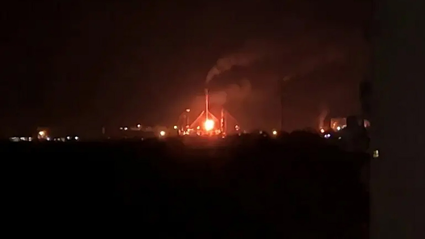Ukrainian Drones Target Historic Saratov Oil Refinery in Latest Strike