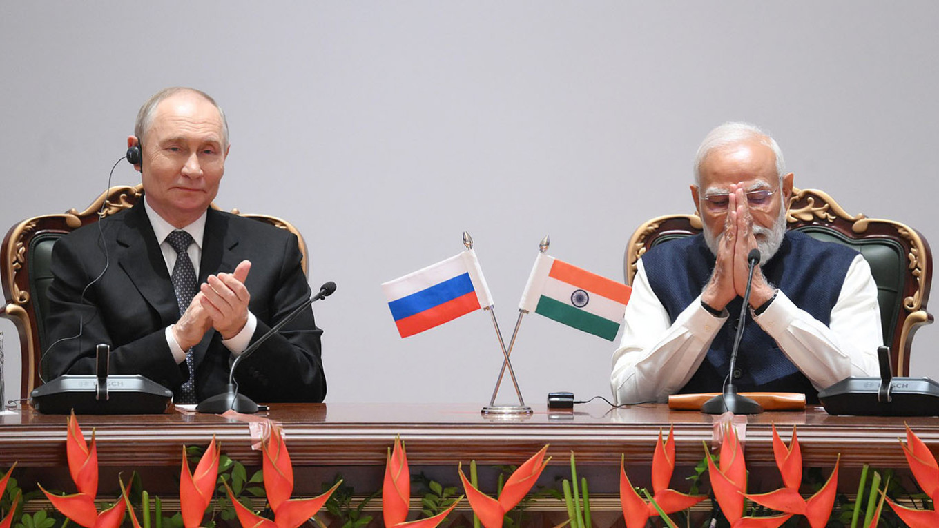 Indias Renewed Defense Collaboration with Russia: Navigating Joint Ventures Amid Sanctions Risks