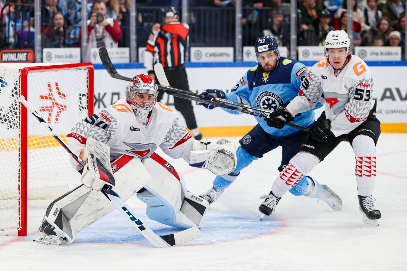 Koshelevs Brace Secures a Comeback Victory for Siberia in the Derby Against Avangard