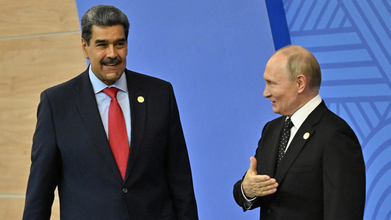 Moscow Warns Trump of Potential Consequences Amid Rising U.S.-Venezuela Tensions